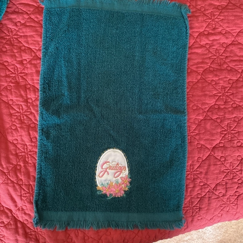 Christmas fingertip towels - Picture 5 of 5